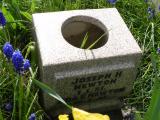 image of grave number 340383